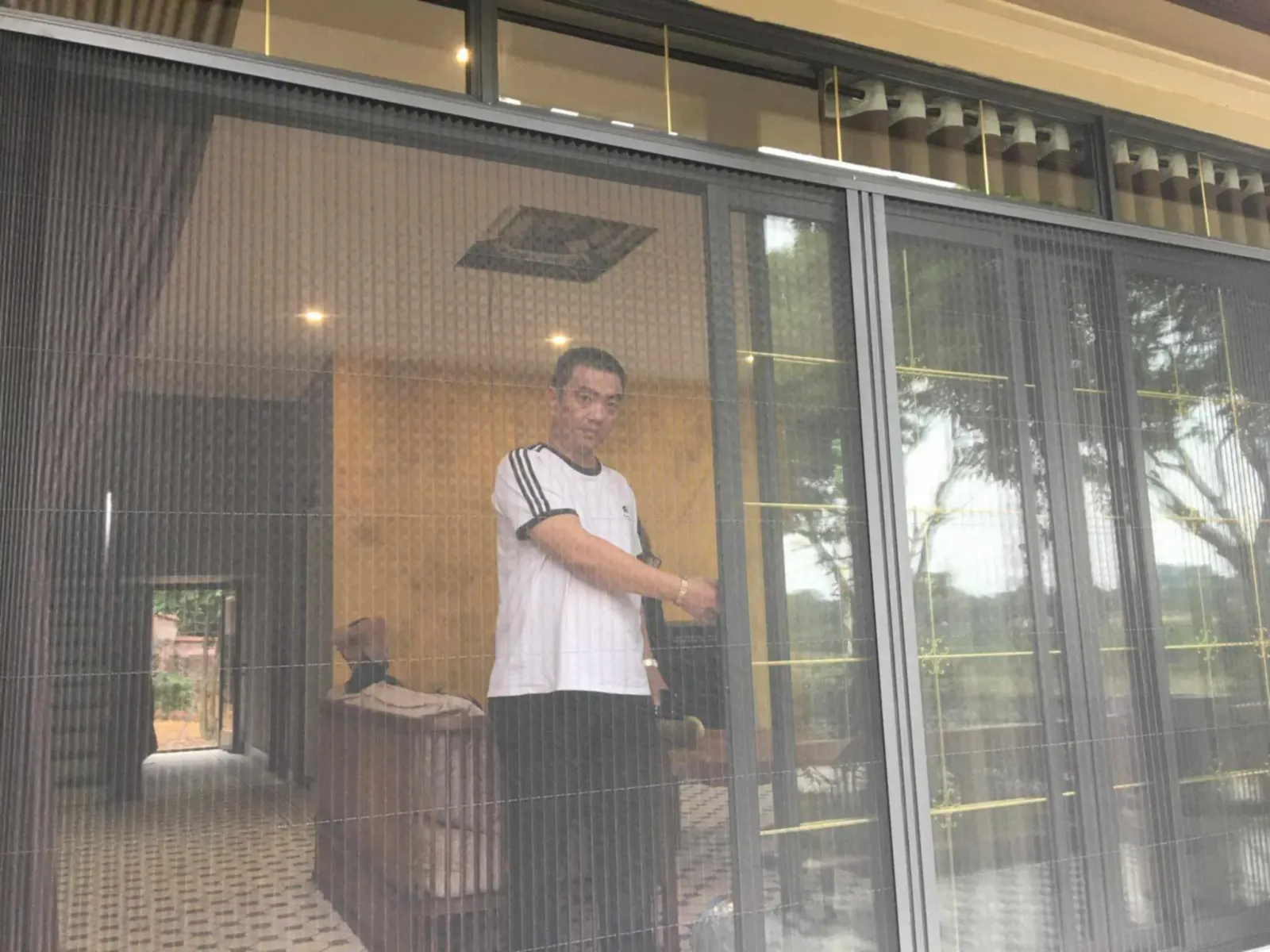 Lắp đặt cửa lưới chống muỗi tại Buôn Ma Thuột, Đắk Lắk