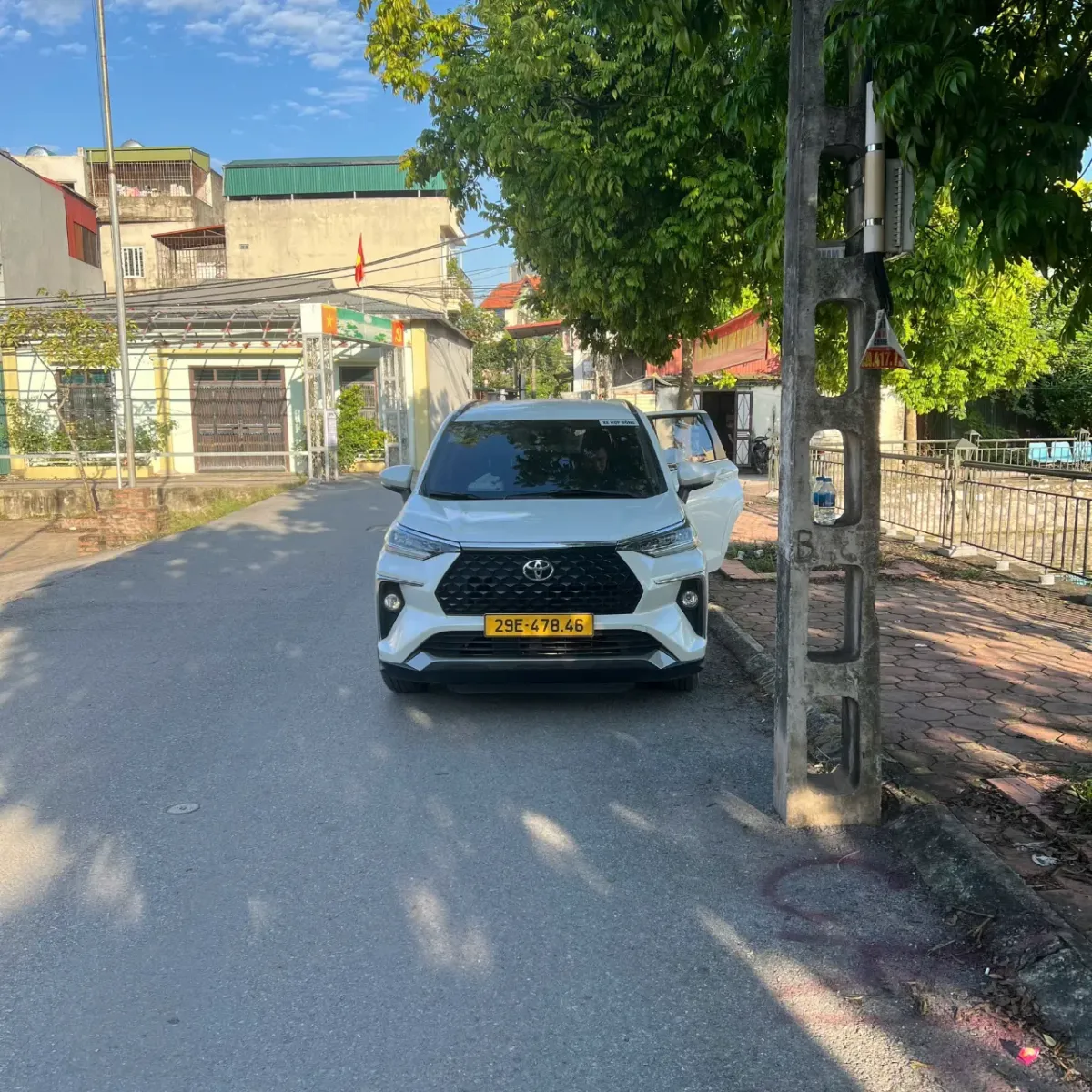 Báo giá thuê xe 4 chỗ, 7 chỗ tại xã Hồng Vân, Hà Nội Báo giá thuê xe 4 chỗ, 7 chỗ tại xã Hồng Vân, Hà Nội