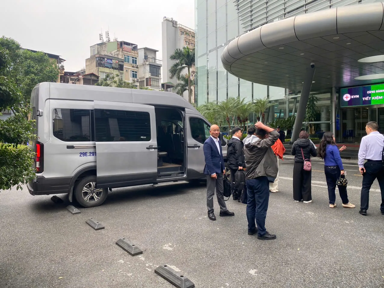 Báo giá thuê xe du lịch 16 chỗ Hà Nội đi Sa Pa, Lào Cai