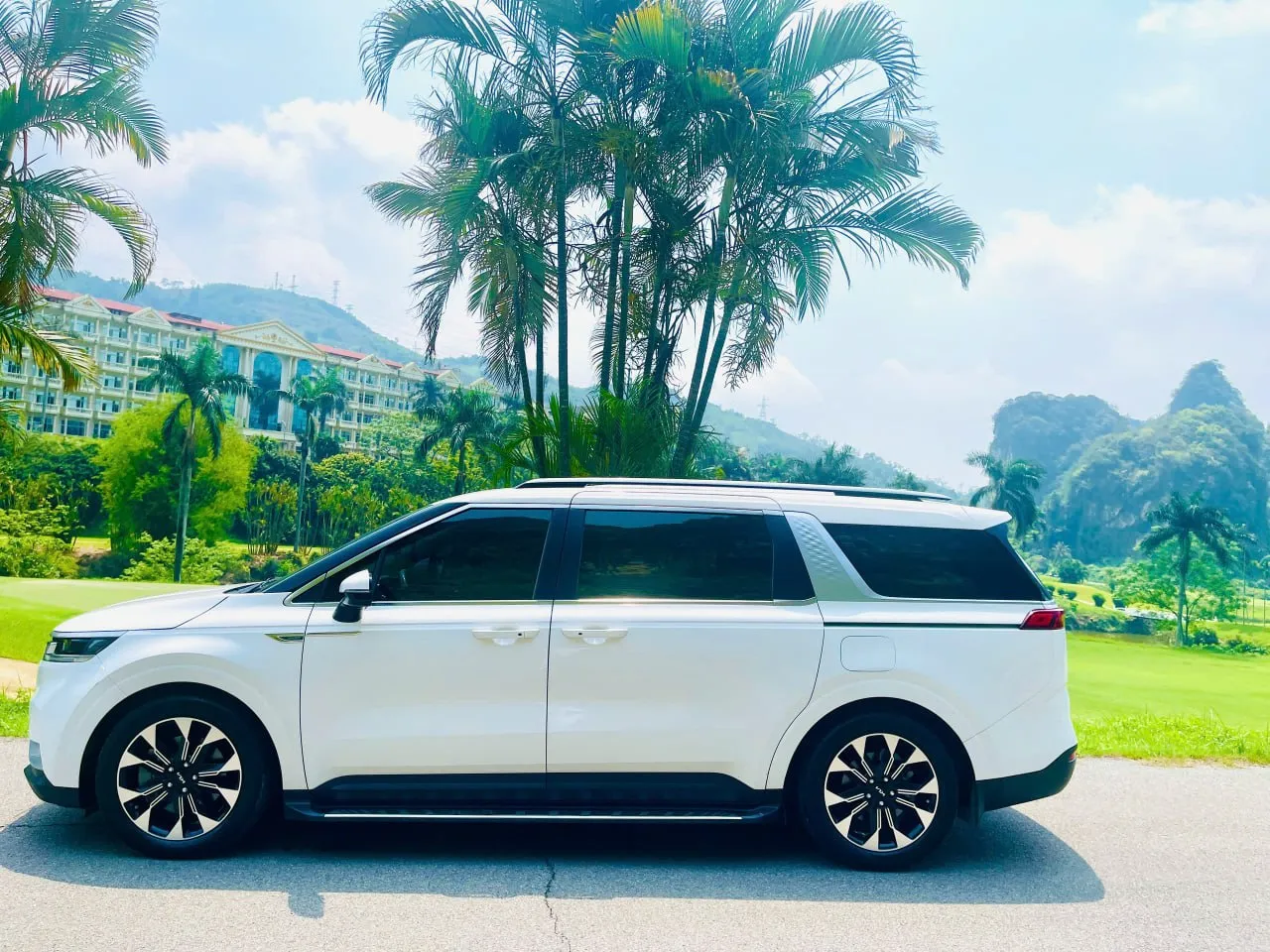 Dịch vụ thuê xe 4 chỗ, 7 chỗ xã Quang Thiện, tỉnh Ninh Bình