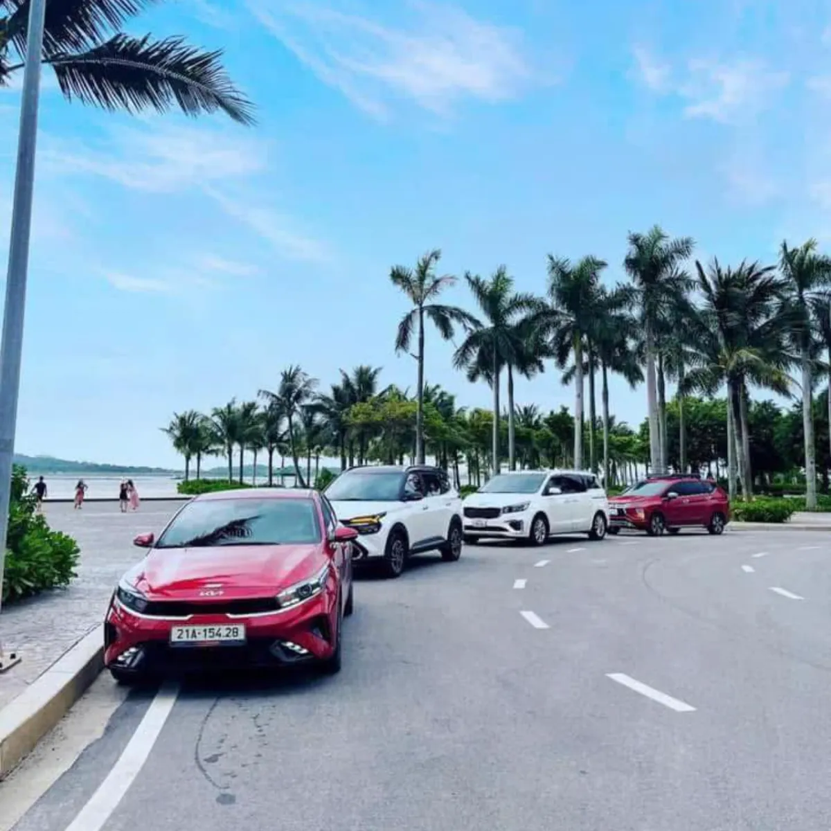 Thuê xe 4 chỗ, 7 chỗ tại Trạm Tấu, Yên Bái