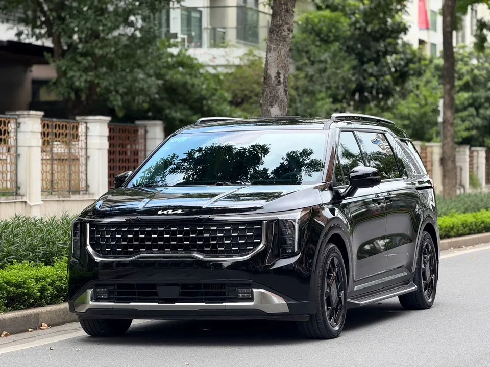 Thuê xe 7 chỗ Kia Carnival tại Ninh Bình sang trọng đẳng cấp