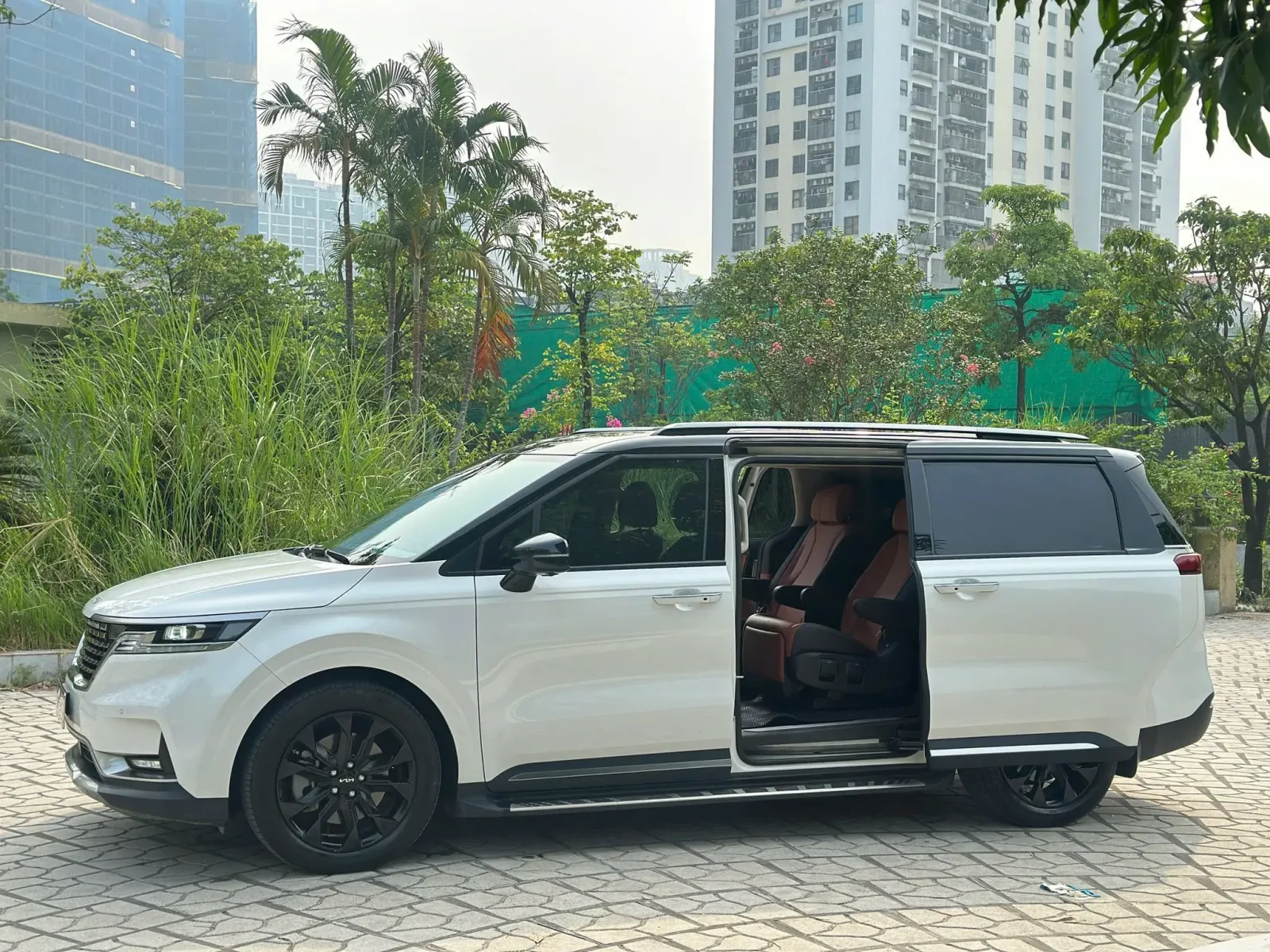 Dịch vụ thuê xe 7 chỗ Kia Carnival tại Ninh Bình - Sang trọng, đẳng cấp