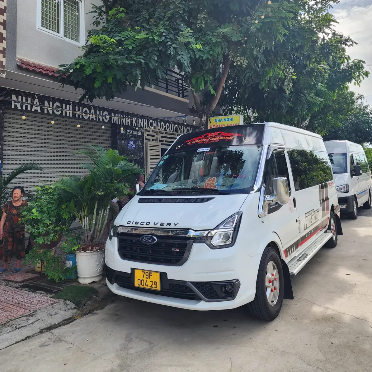 Thuê xe du lịch 16 chỗ tại Ninh Hòa, Khánh Hòa