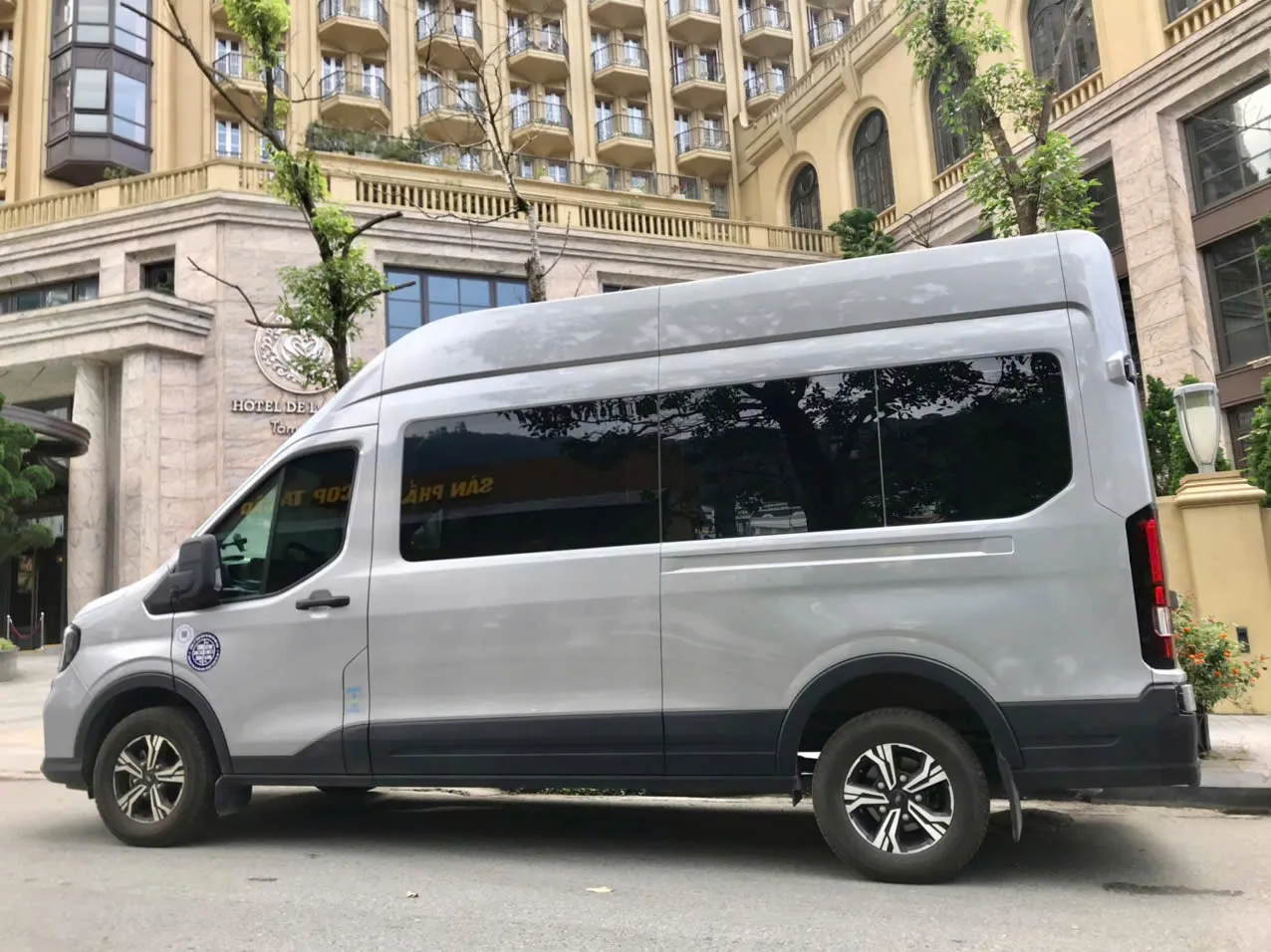 Thuê xe du lịch 16 chỗ tại phường Thuận Thành, Bắc Ninh Thuê xe du lịch 16 chỗ tại phường Thuận Thành, Bắc Ninh