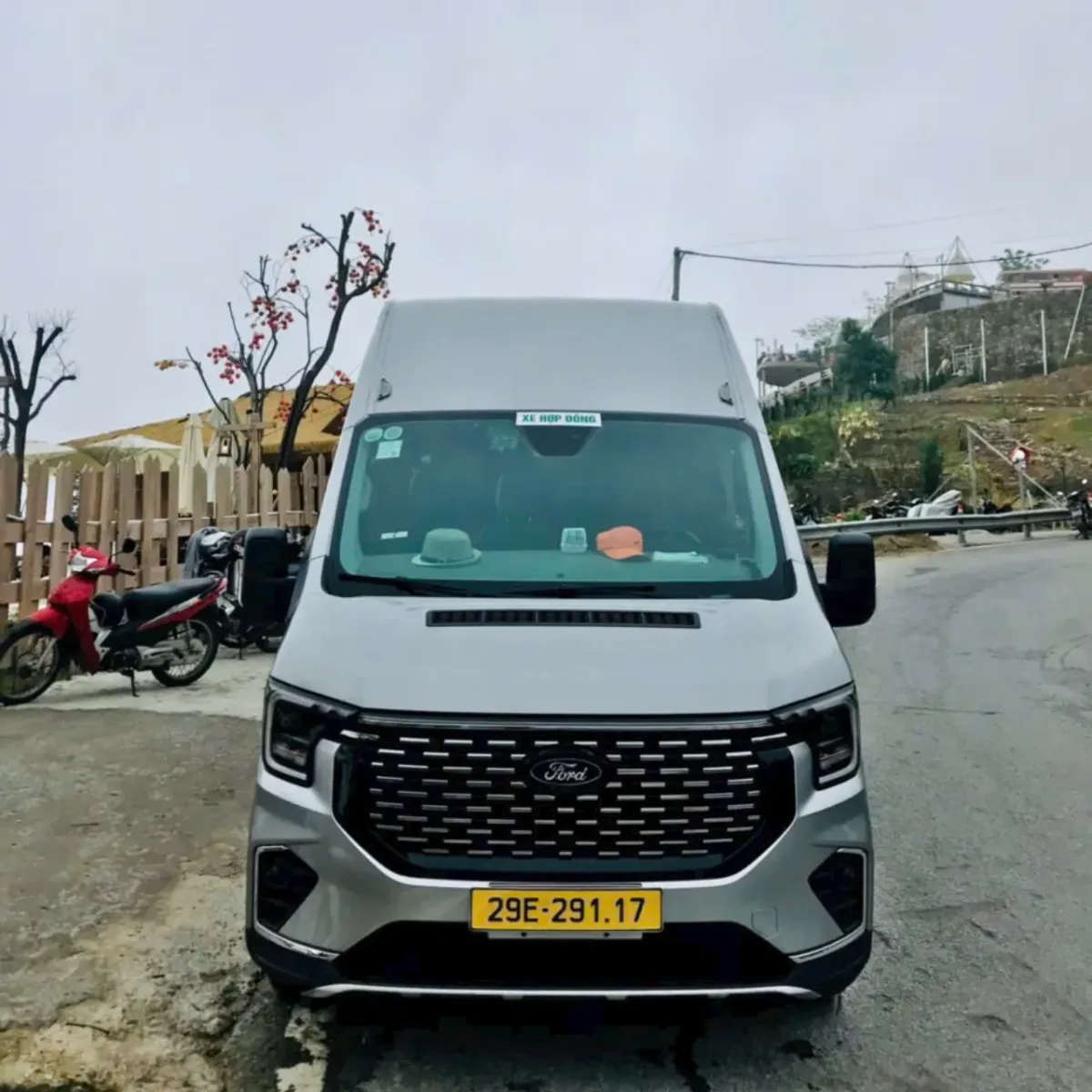 Thuê xe du lịch 16 chỗ tại phường Yên Sở, Hà Nội Thuê xe du lịch 16 chỗ tại phường Yên Sở, Hà Nội