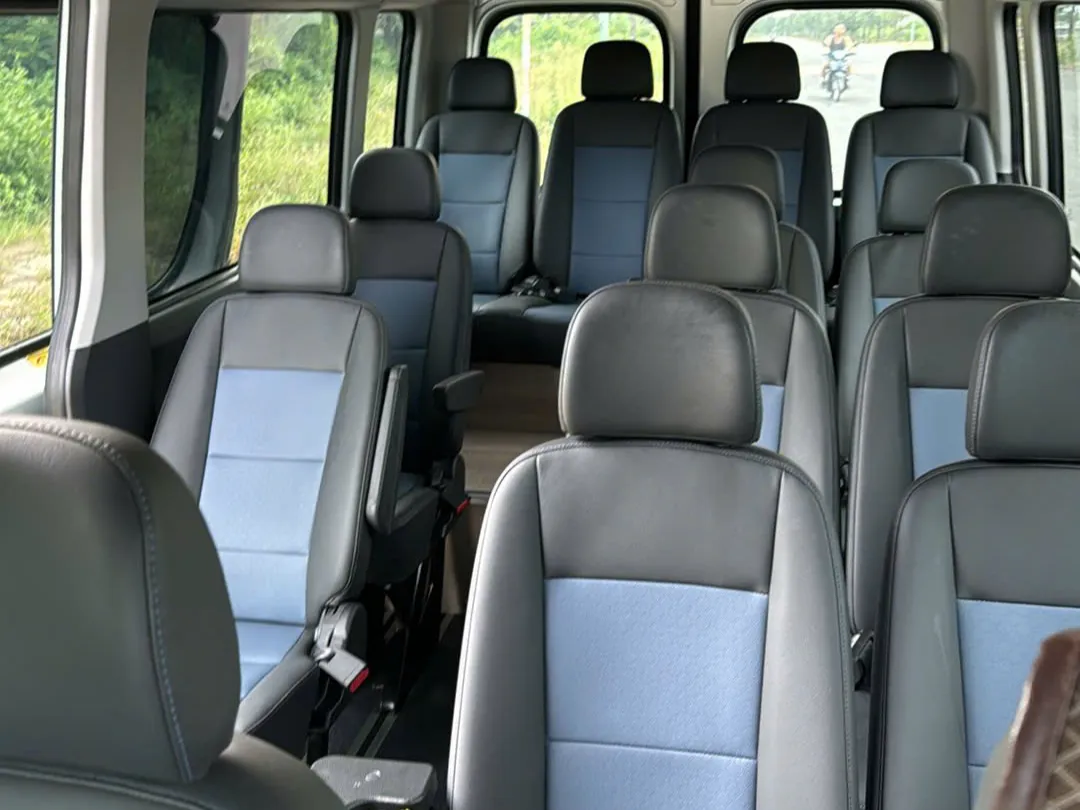 Thuê xe du lịch 16 chỗ tại xã Xuân Mai, Hà Nội