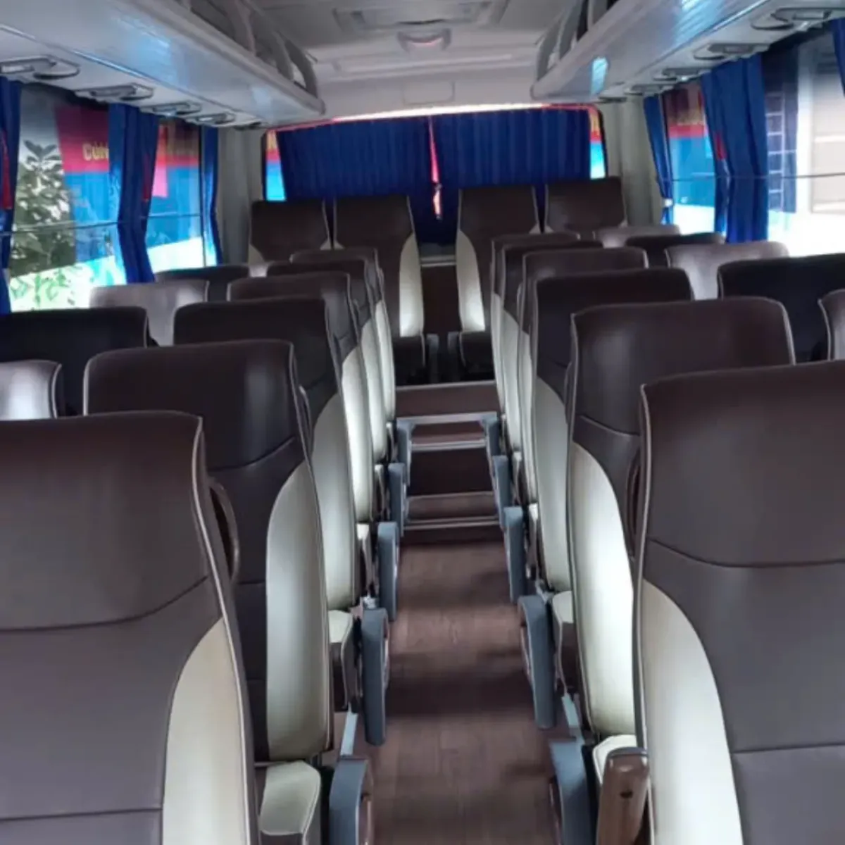 Thuê xe du lịch 29 chỗ tại xã Nam Phù, Hà Nội Thuê xe du lịch 29 chỗ tại xã Nam Phù, Hà Nội