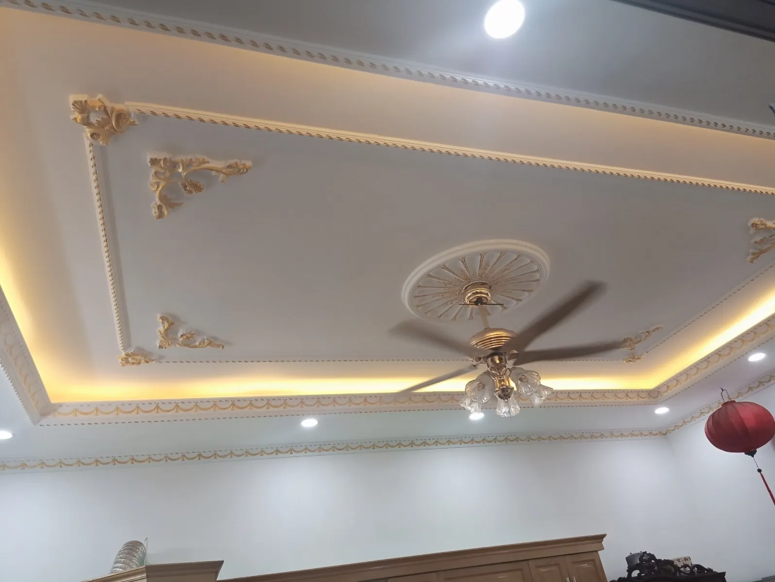 Thi công trần thạch cao tại Phổ Yên, Thái Nguyên