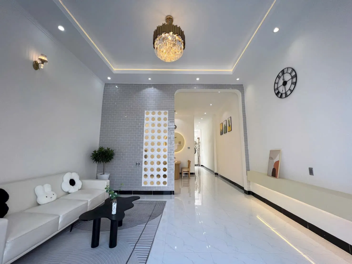 Thi công trần thạch cao tại xã Ngọc Hồi, Hà Nội